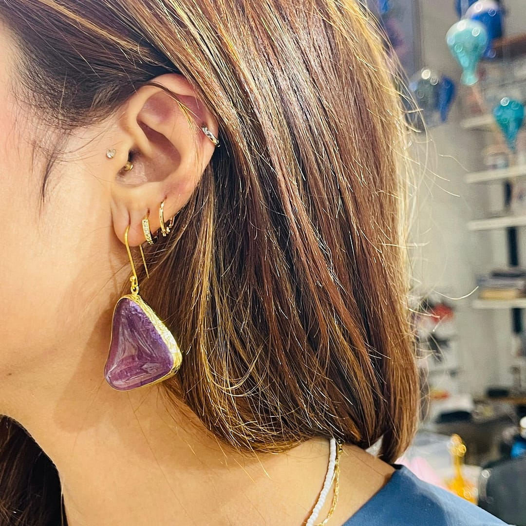 Elyapımı Amorf Cam Tasarım Küpe - Görsel 2