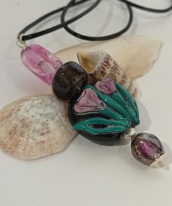 Pembe Çiçekli Tasarım Kolye