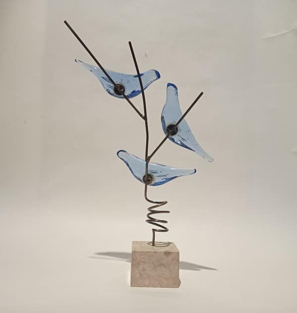 Üçlü Gezen Özgür Kuşlar